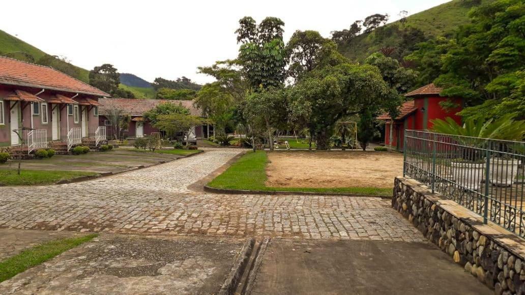 Pousada Das Pedras パッサ・クアトロ エクステリア 写真